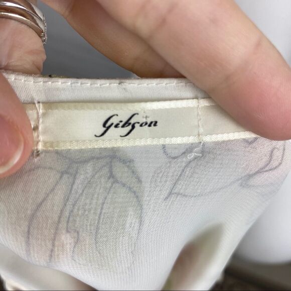 Gibson Chiffon Floral Tank - Picture 4 of 8